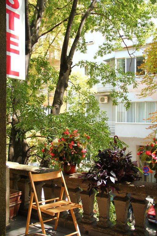 Hostel Sova Novi Sad Ngoại thất bức ảnh