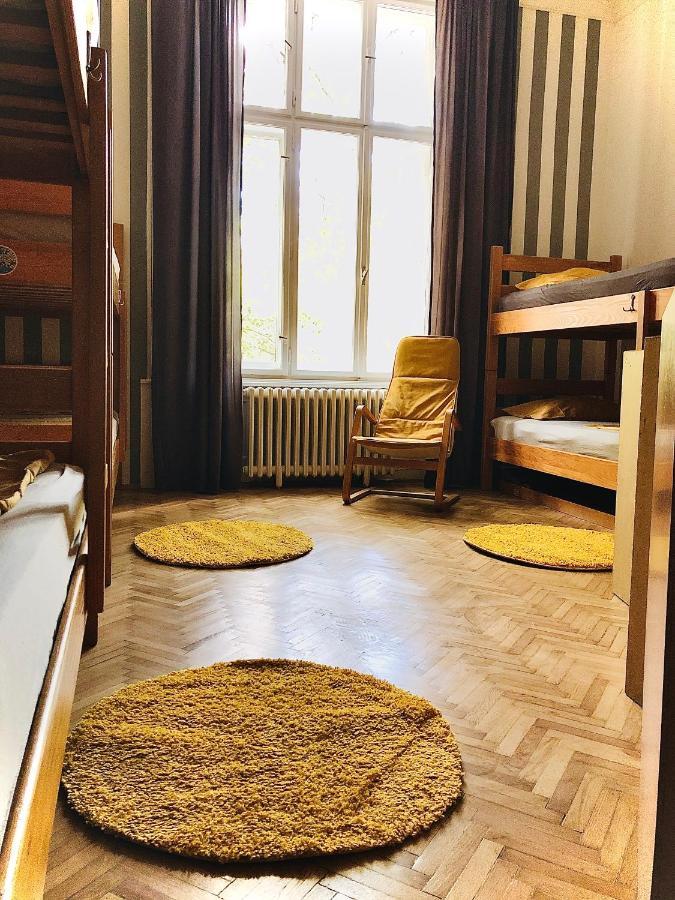 Hostel Sova Novi Sad Ngoại thất bức ảnh
